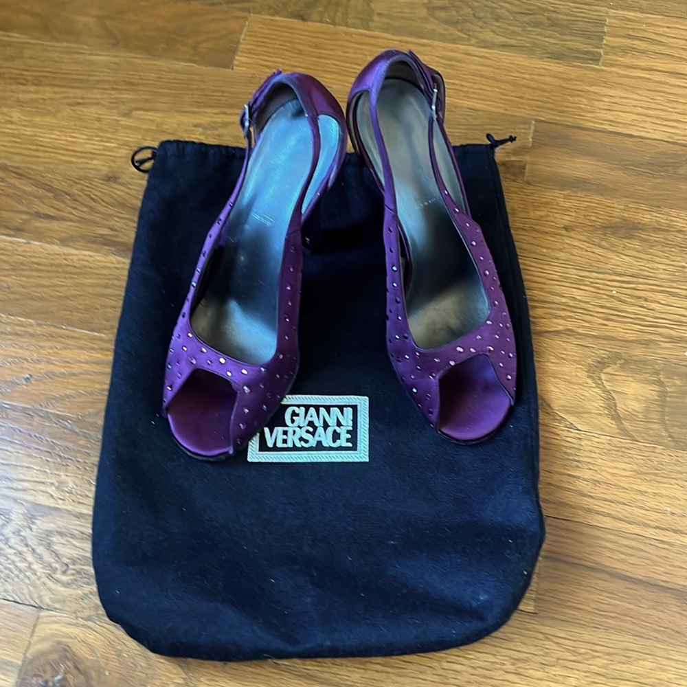 Gianni Versace satin heels